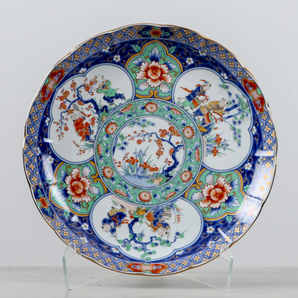 Skålfat, Japan, porslin, sen tillverkning