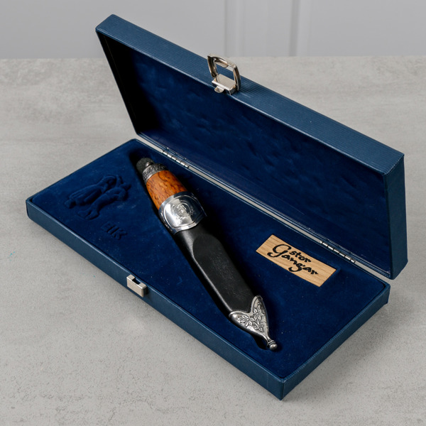 Kniv, Brusletto, EIK, Norge, med detaljer i sterlingsilver, i etui