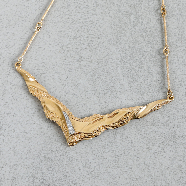 Halssmycke, Guld 18k, 8.4g, 3st diamanter