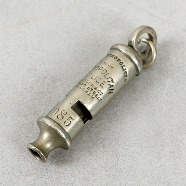 Visselpipa, Metropolitan Police Burmingham, märkt 33085