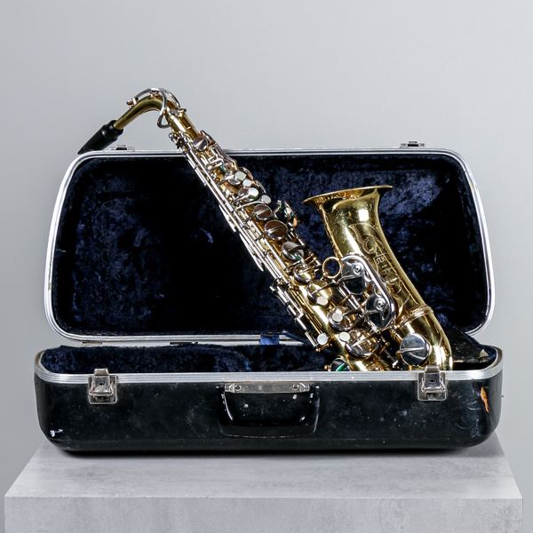 Saxofon, Serello  Superior, Milan