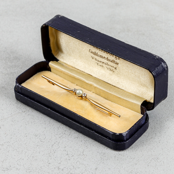 Brosch, Guld 18k, 1.9g