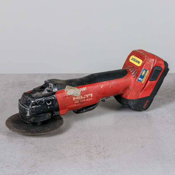 Vinkelslip, Hilti AG125-A22
