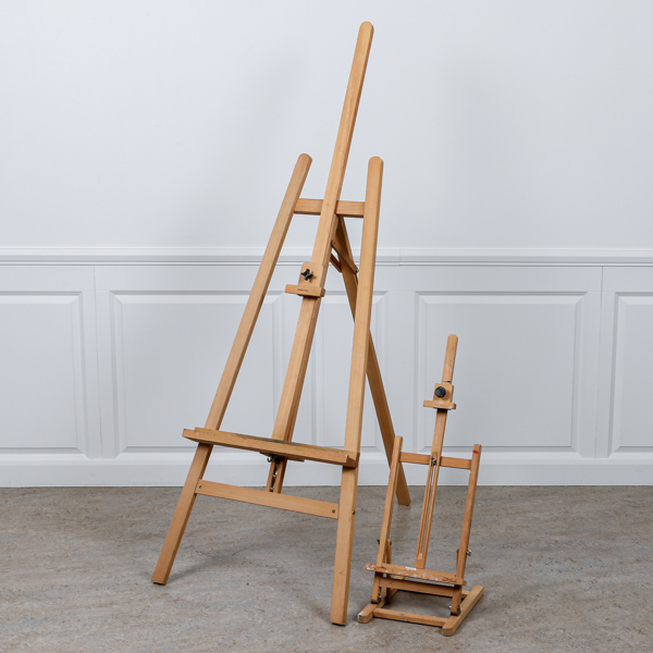 Stafflier, 2 st, golv- och bordsmodell