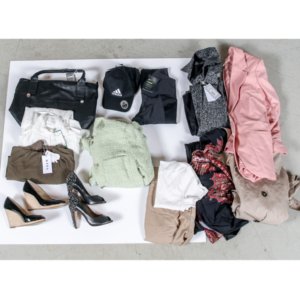 Kläder, olika storlekar & märken, bla Nike, Adidas, H&M