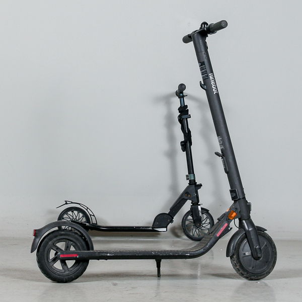 Elsparkcykel, Ninebot by Segway, samt sparkcykel