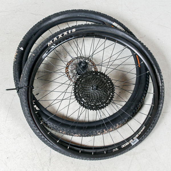 Cykelhjul, 2 st, fram- & bakhjul, 29", White W, Maxxis Rekon Race