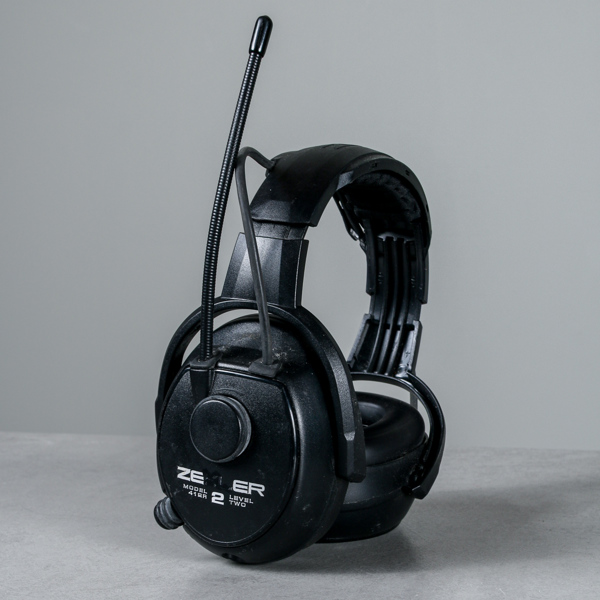 Hörselkåpor, Zekler model 412R, level two