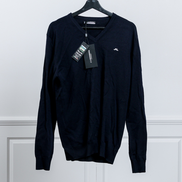 J. Lindeberg, tröja, merinoull, modell "Lymann V-neck", herr strl L, oanvänd
