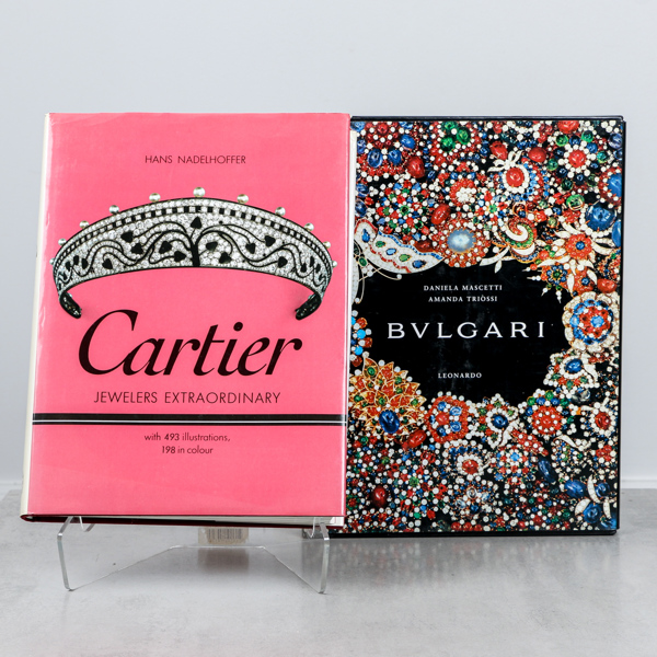 Böcker, 2 st, Cartier samt Bvlgari