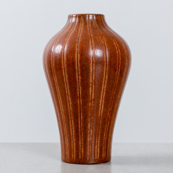 Gunnar Nylund, vas, Rörstrand, signerad