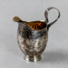 Gräddkanna, i empire, silver, år 1827