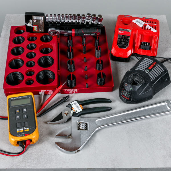 Batteriladdare Milwaukee & Bosch, O-ringsats, Fluke 12 multimeter, mm