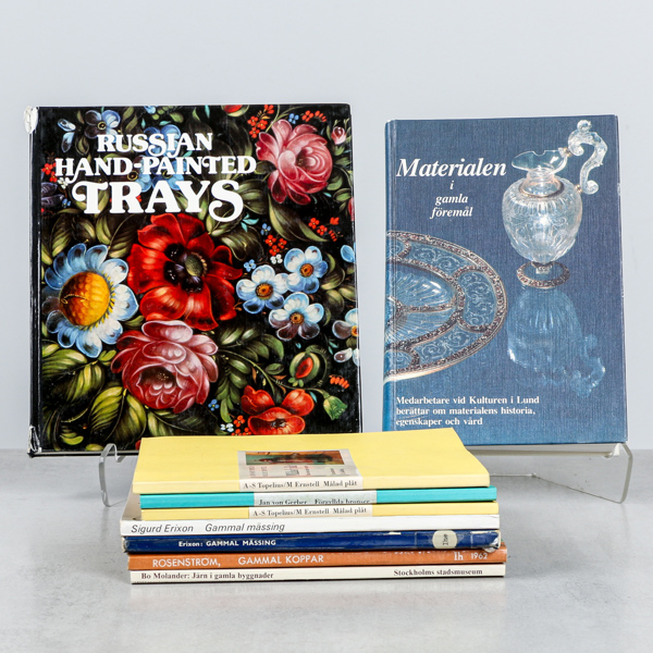 Böcker och häften, om metaller i antika föremål och byggnader