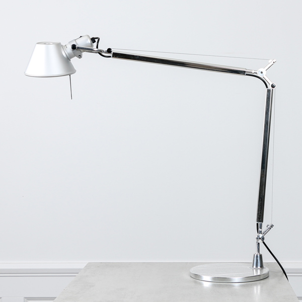 Michele de Lucchi, "Tolemeo", skrivbordslampa, Italien