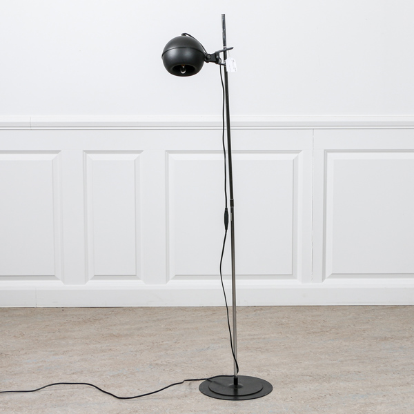 Golvlampa, Gnosjö, metall 