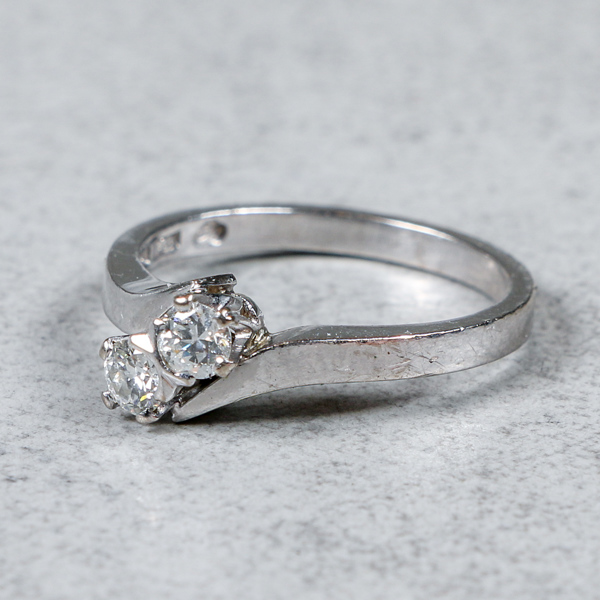 Diamantring, Guld 18k, 4.3g, 0.37ct