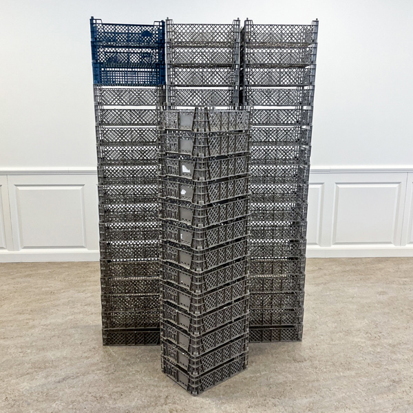 Plastkorgar/backar, ca 60 st, stapelbara, plast