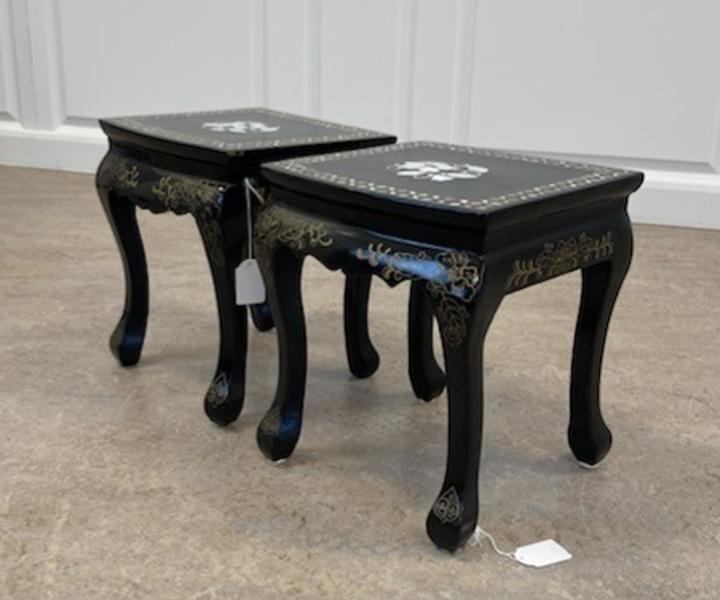 Pallar, Kina, ett par, med inläggningar av pärlemor, 1900-talets andra hälft