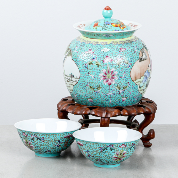 Lockurna och skålar, Kina, med figurscener, porslin, 1900-tal