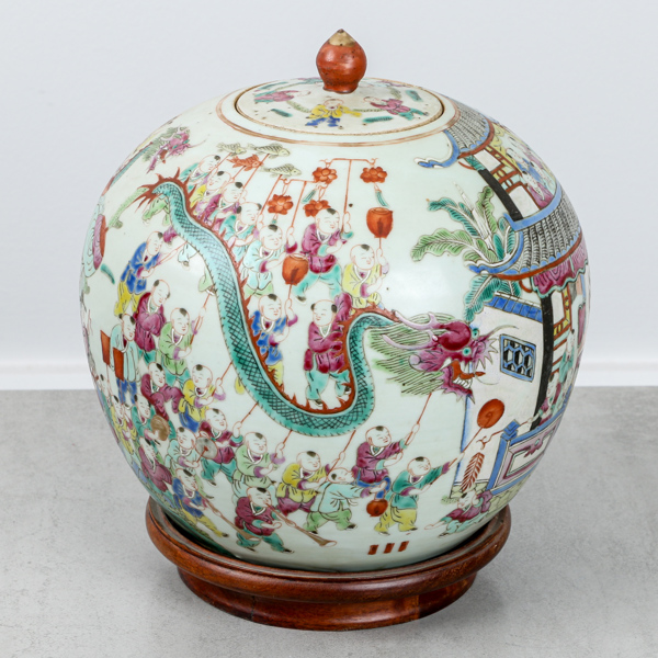 Bojan, Kina, dekor med drake, porslin, 1800-tal