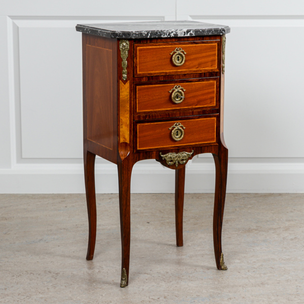 Byrå, stenskiva, mahogny, Gustaviansk stil, 1900-tal