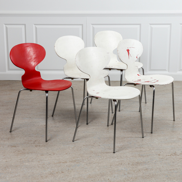 Arne Jacobsen, 5 st stolar "Myran", Fritz Hansen, daterade år 1971, Danmark