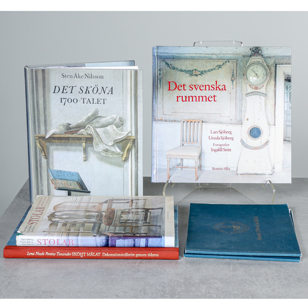 Böcker, om inredning & möbler 1700-talet