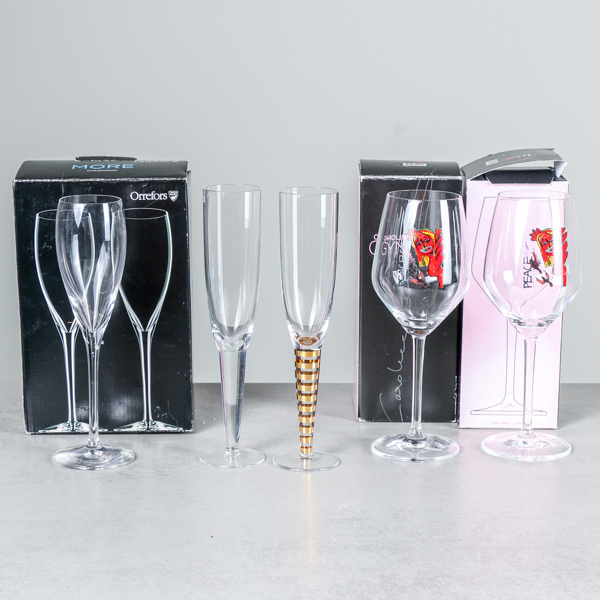 Champagneglas, 2 st "More", Orrefors, samt 2 st "Select", Boda Nova samt vinglas, 2 st Carolina Gynning