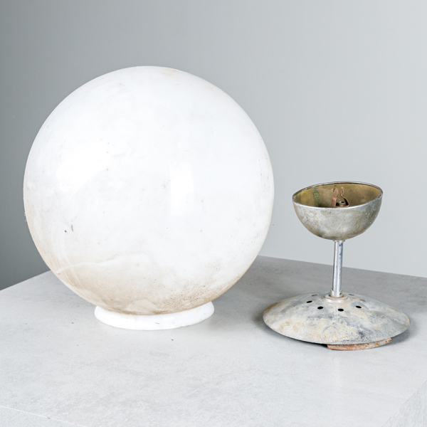 Taklampa, glob, art deco, renoveringsobjekt