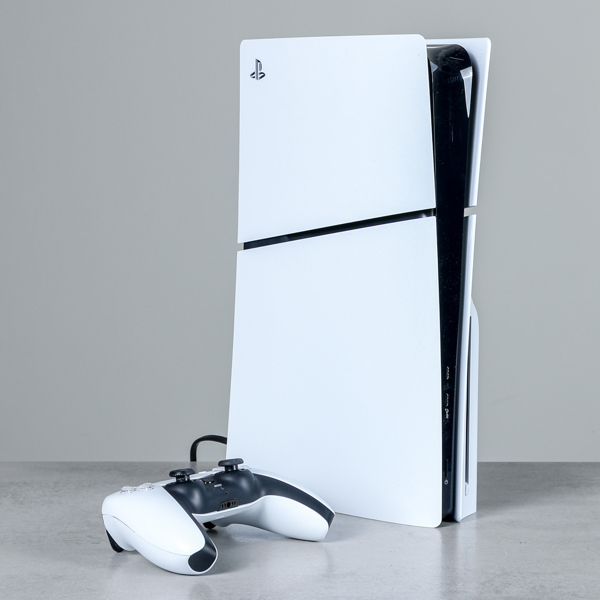 Playstation 5, spelkonsol