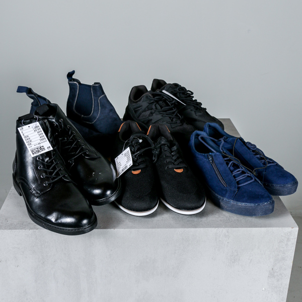 Skor, 3 par strl 42 samt 1 par 43 och 41, oanvända