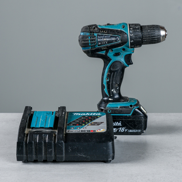 Skruvdragare, Makita RDF 456, med batteri & laddare