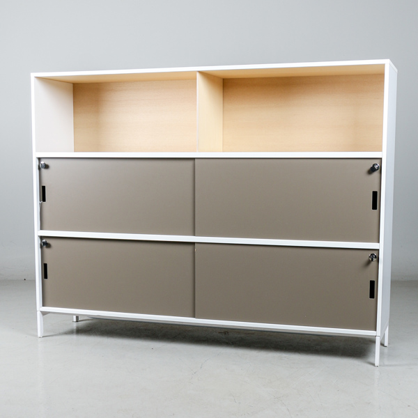 Skjutdörrskåp, Edsbyn, låsbart