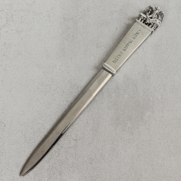 Brevkniv, "Defense mapping agency"
