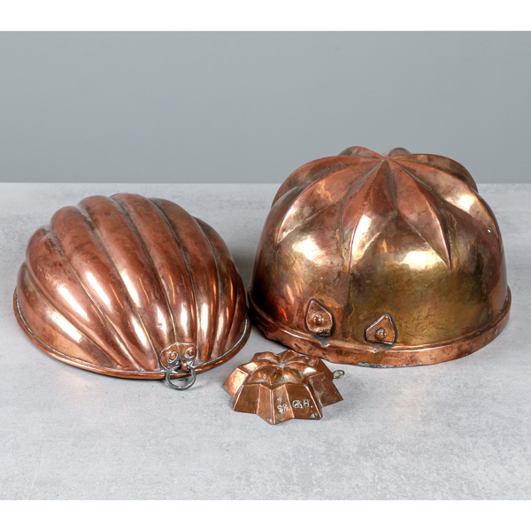 Aladåbformar, 2 st, samt kakform, koppar, 1800-tal