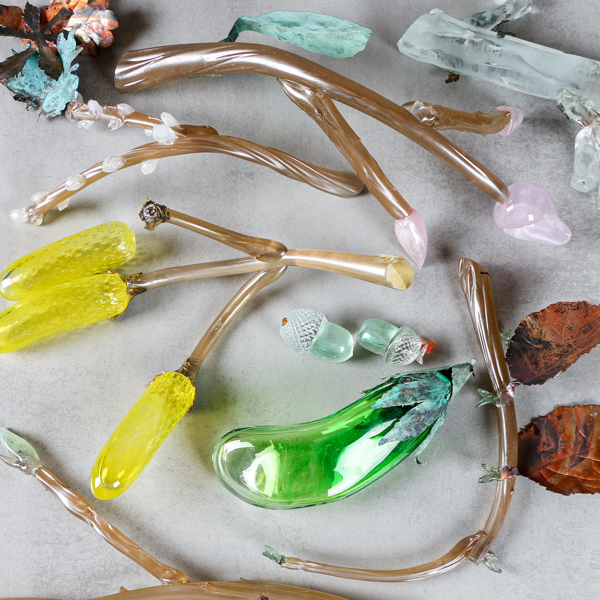 Konstföremål, glas och metall, handgjorda