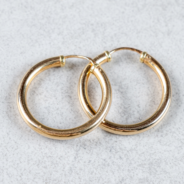 Örhängen, 1 par, Guld 18k, 2.5g