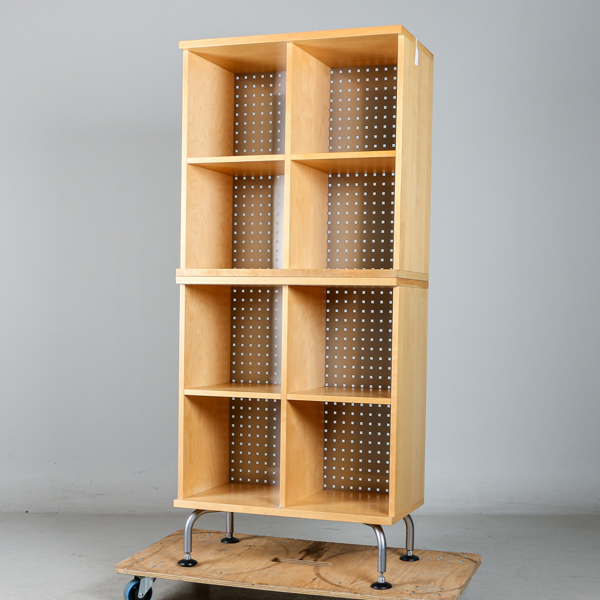 Kontorsmöbler/hylla