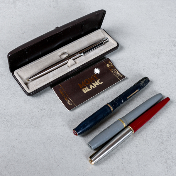 Reservoarpennor, 3 st, varav 1 st med guldspets 14K